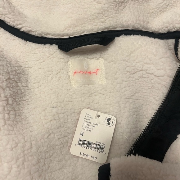 NWT FP Movement Courtside Fleece Teddy Jacket- Medium - Picture 6 of 6